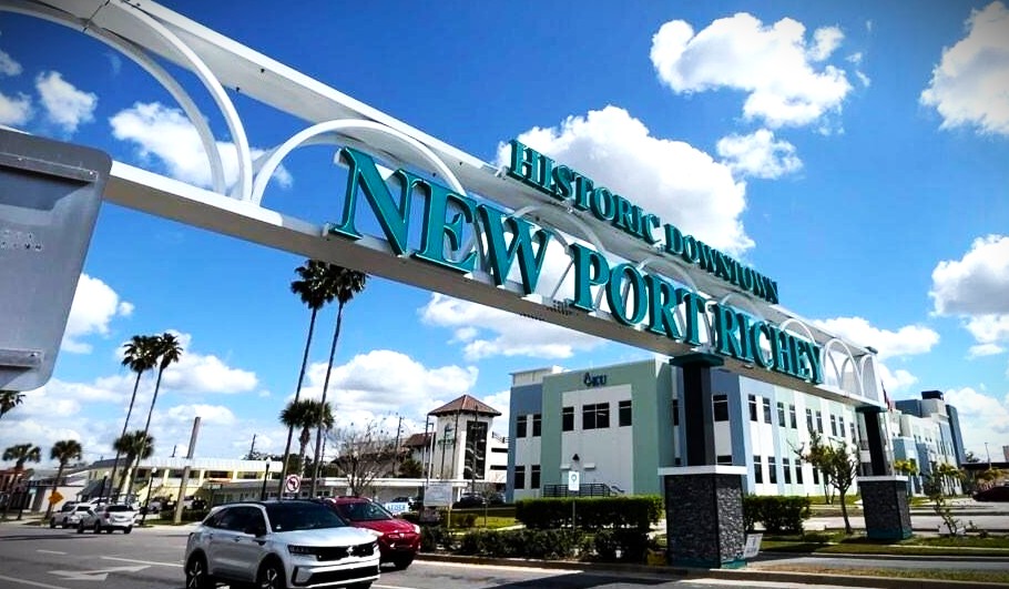 Historic Downtown New Port Richey entrance sign